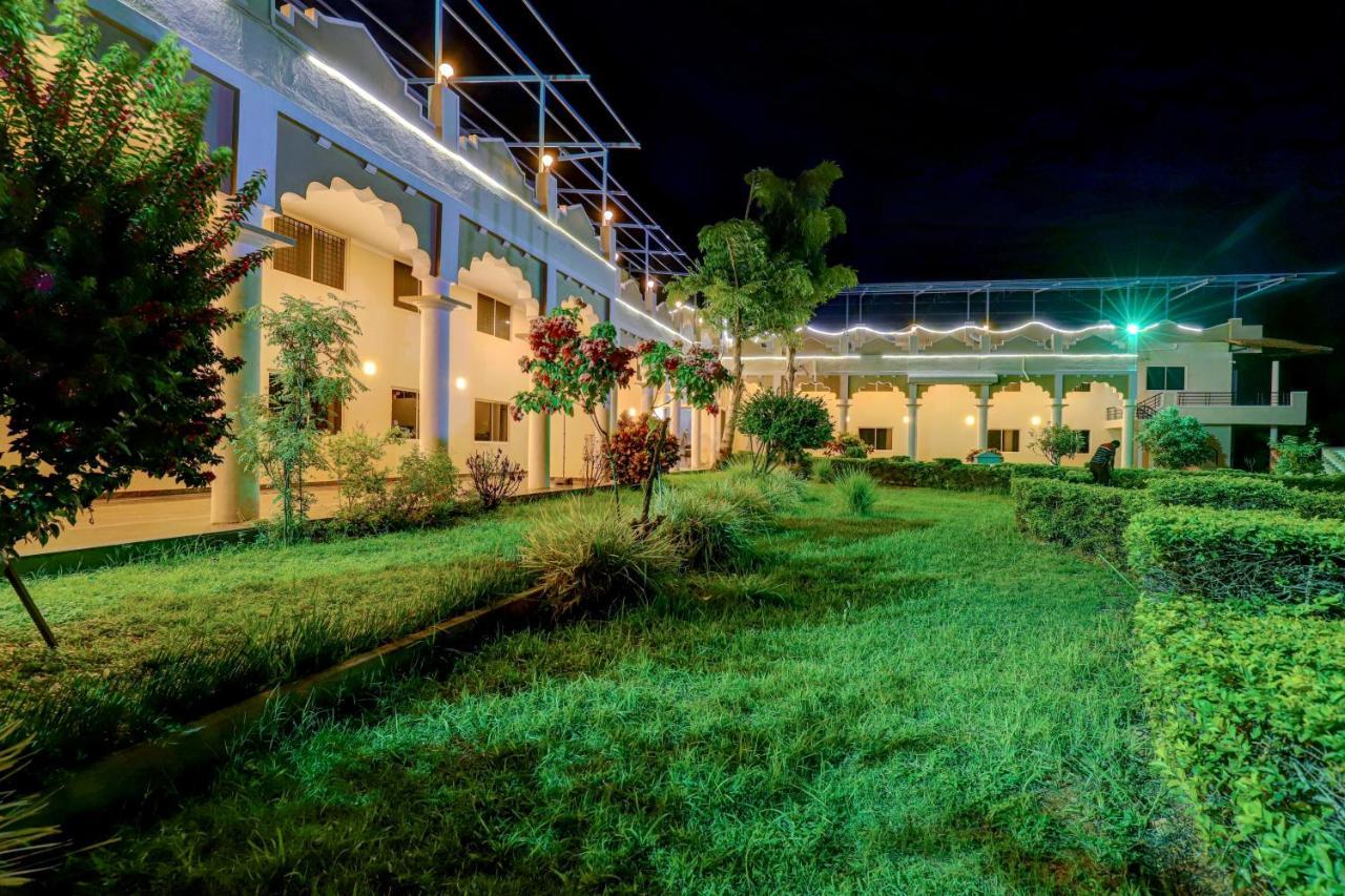 Brindavan Garden Resort & Spa Krishnarajasagara Экстерьер фото