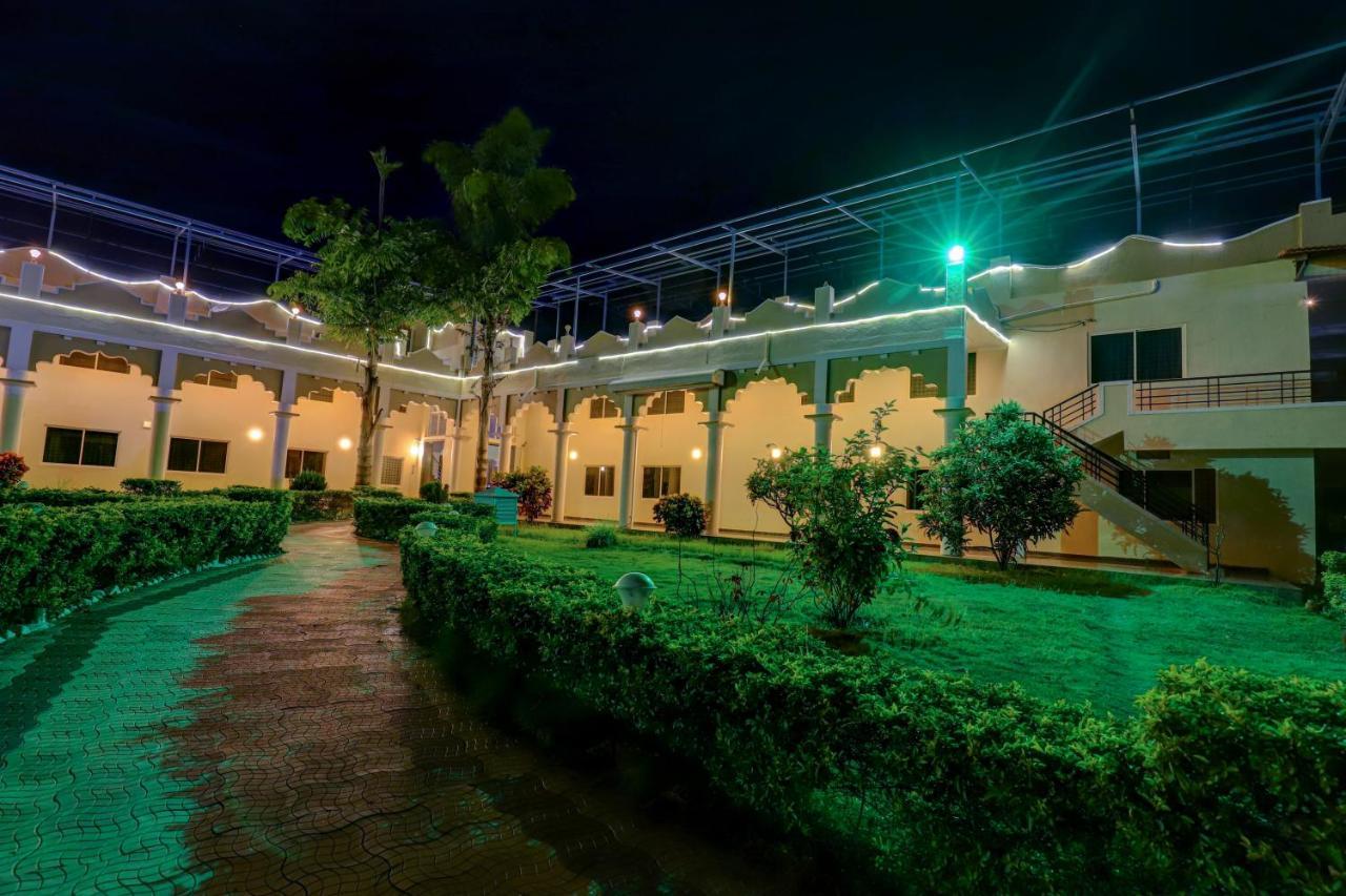 Brindavan Garden Resort & Spa Krishnarajasagara Экстерьер фото
