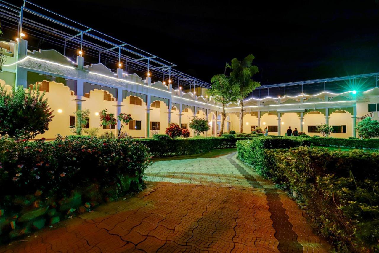 Brindavan Garden Resort & Spa Krishnarajasagara Экстерьер фото